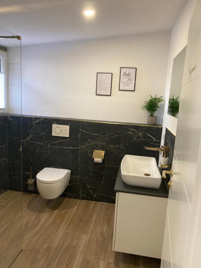 Moderne Ferienwohnung Mit Balkon Herxheim bei Landau/Pfalz Esterno foto