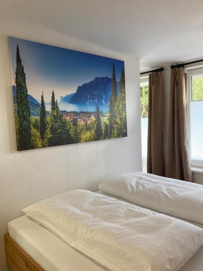 Moderne Ferienwohnung Mit Balkon Herxheim bei Landau/Pfalz Esterno foto