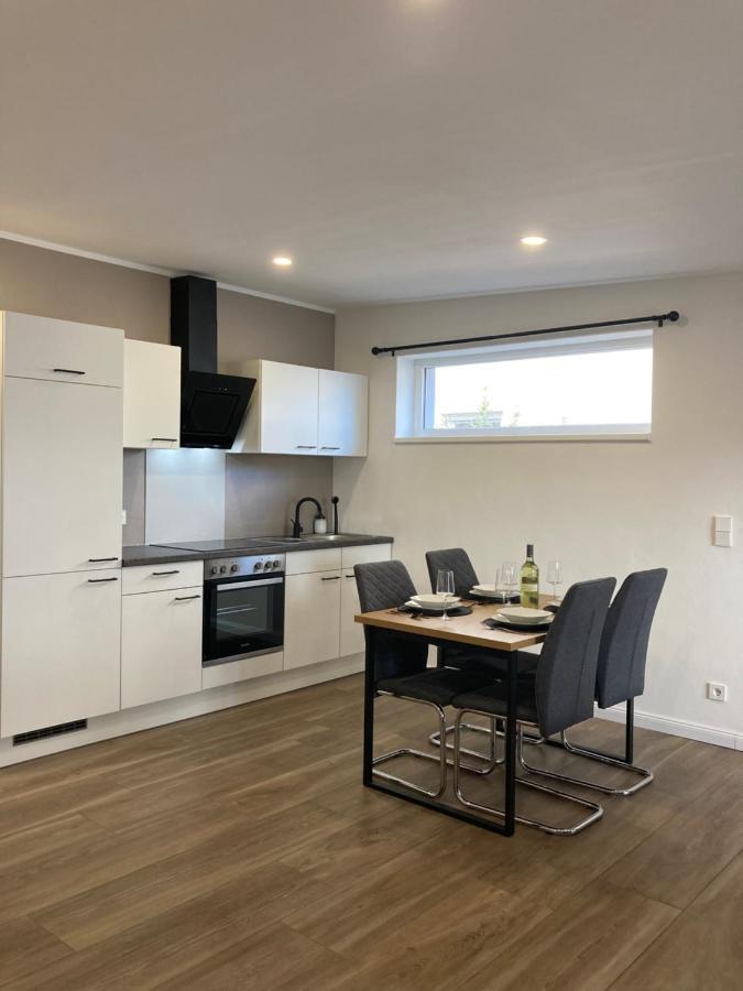 Moderne Ferienwohnung Mit Balkon Herxheim bei Landau/Pfalz Esterno foto